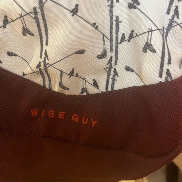 The North Face wise guy vintage bird on a wire printed /sequoia red backpack - Picture 11 of 14